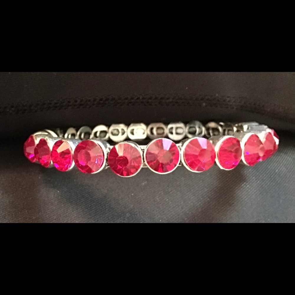 Plunderdesign Red/silver magnetic bangle 9”